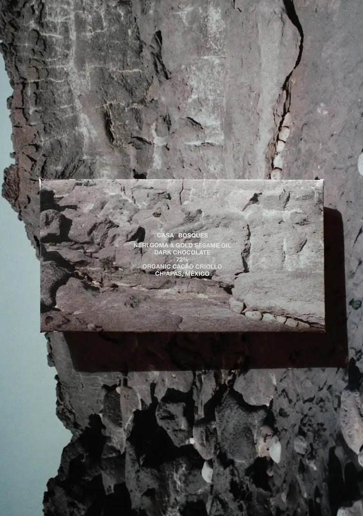 GOLD JAPANESE SESAME PASTE CHOCOLATE BY CASA BOSQUES