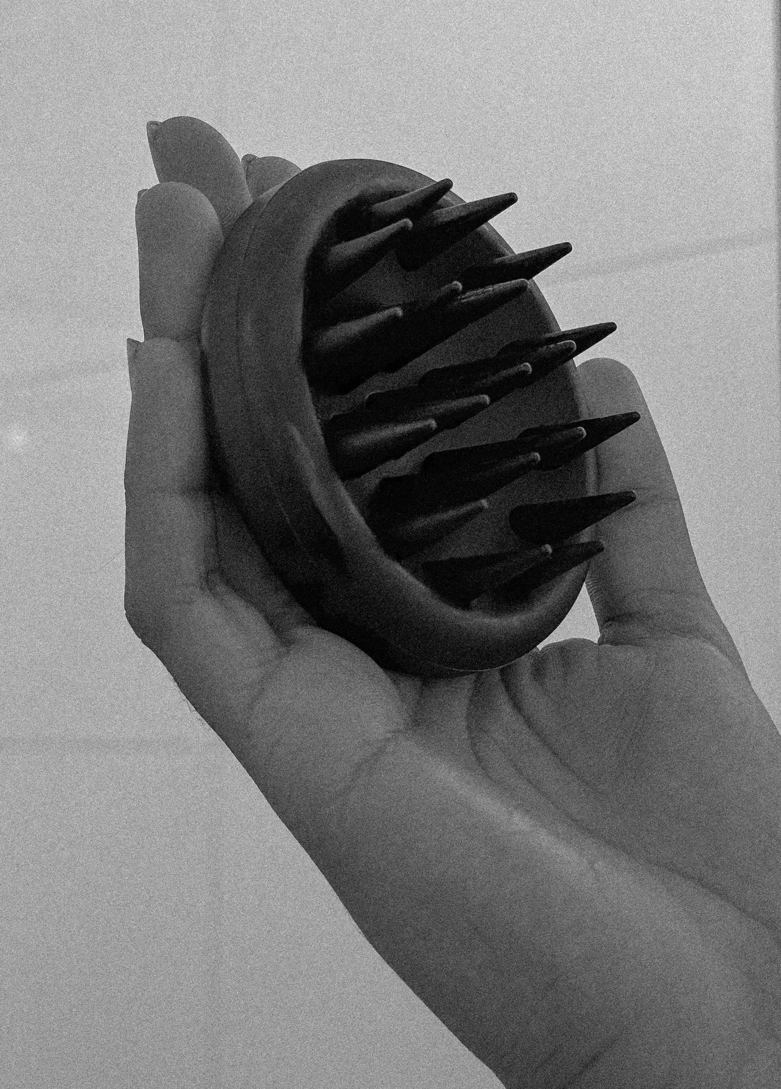SCALP MASSAGER BY HINU