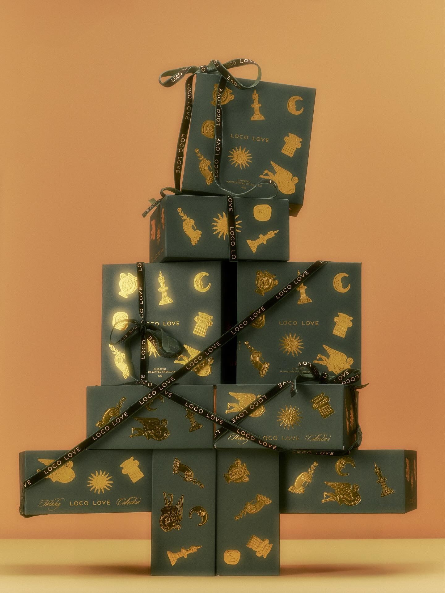 HOLIDAY COLLECTION BOX BY LOCO LOVE