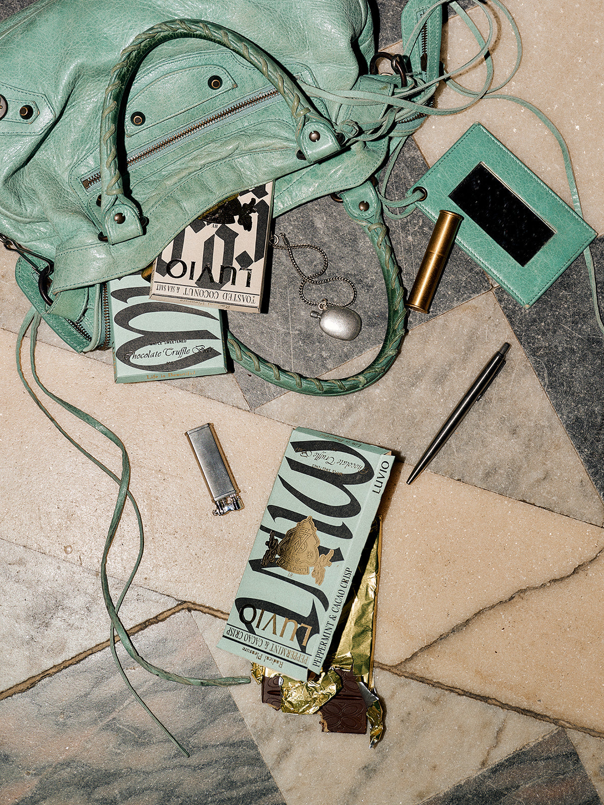 LUVIO PEPPERMINT AND CACAO CRISP BY LOCO LOVE