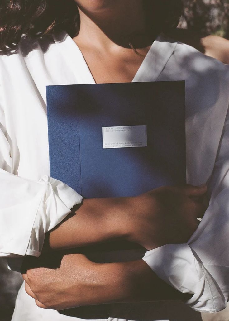 MOON LISTS JOURNAL VOL.II