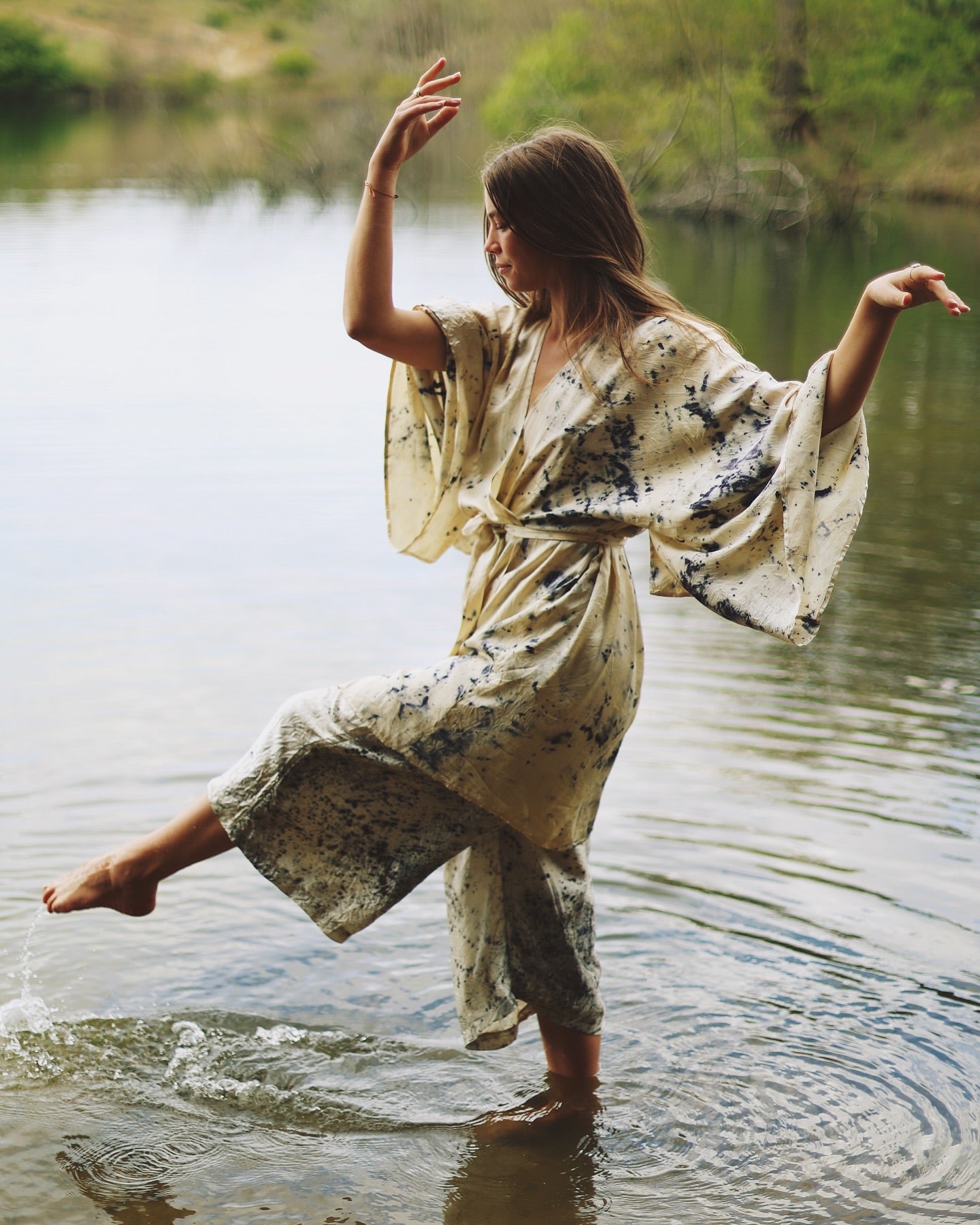 HRASITA SILK KIMONO BY SOLTYS LABEL