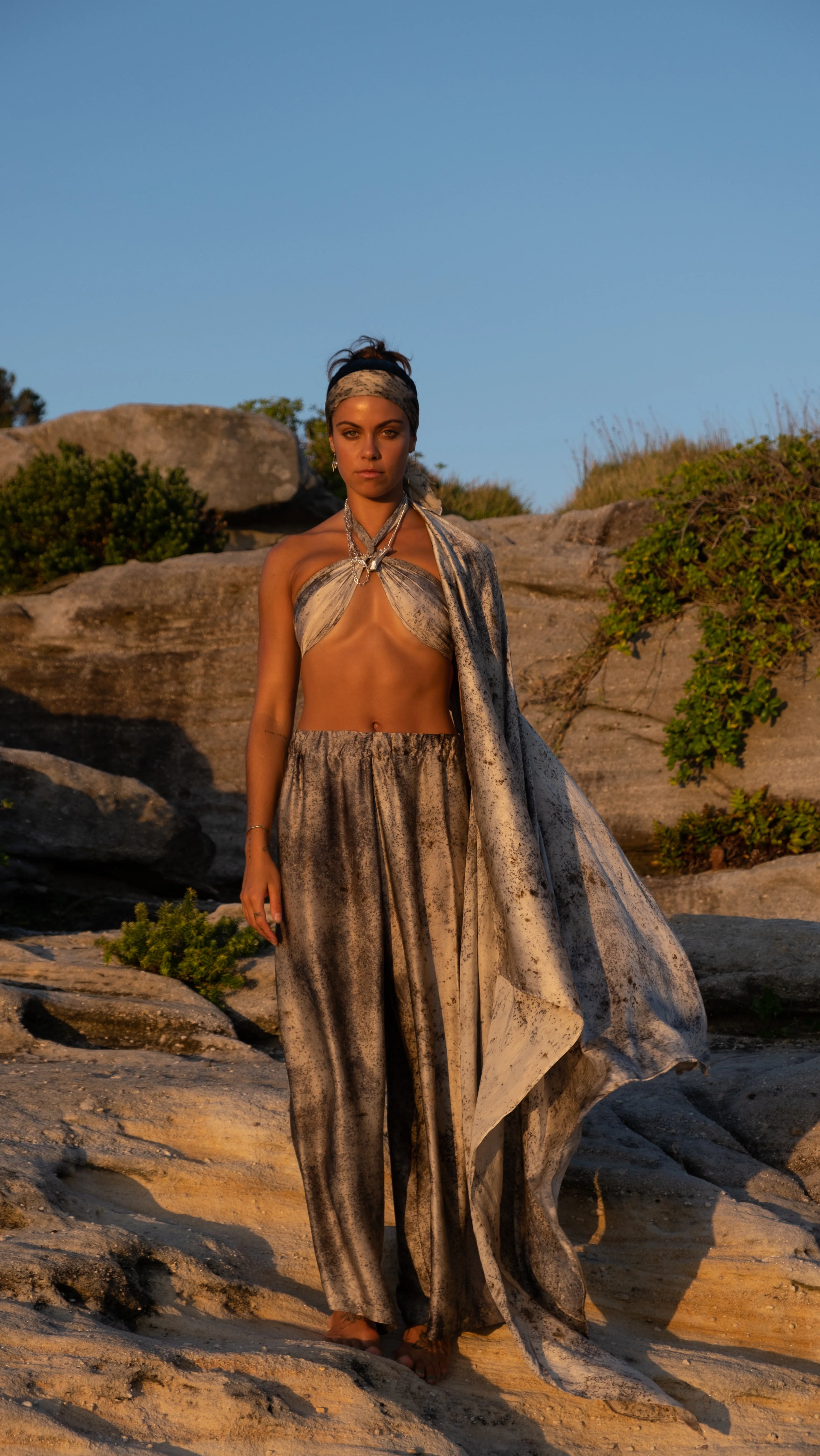 AYANA SILK PANT BY SOLTYS LABEL
