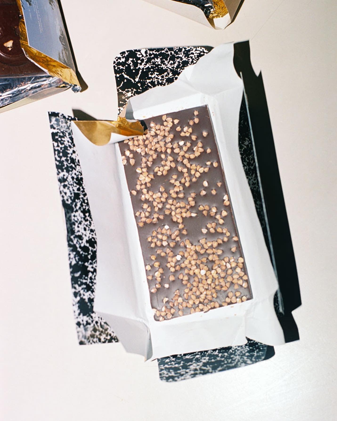 CASA BOSQUES X APARTAMENTO TOASTED BUCKWHEAT DARK CHOCOLATE