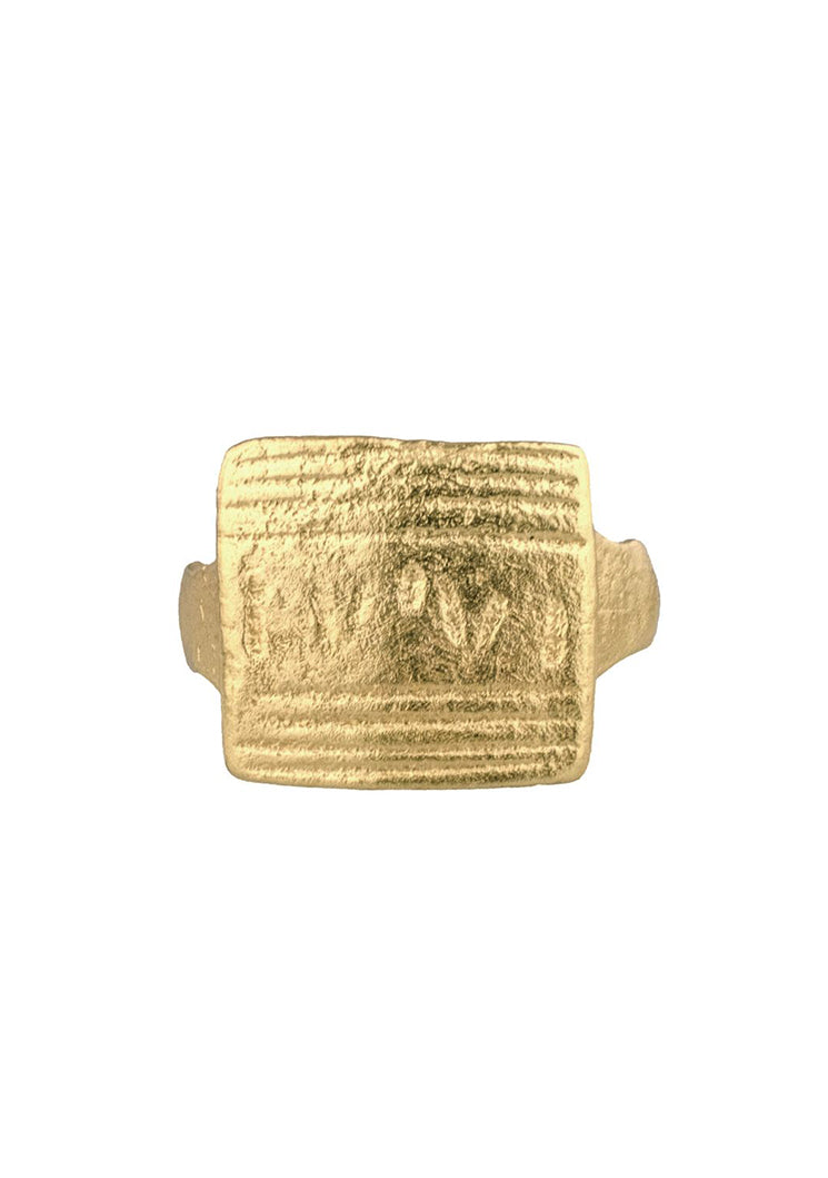 HOLLAENDER RING BY CLEOPATRA&