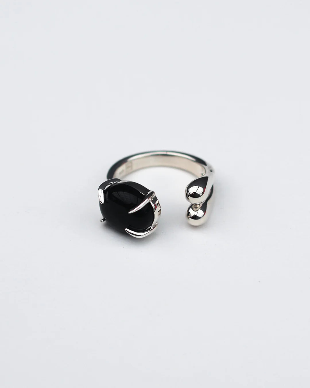 ACCORD ONYX GEMSTONE RING BY F+H STUDIOS