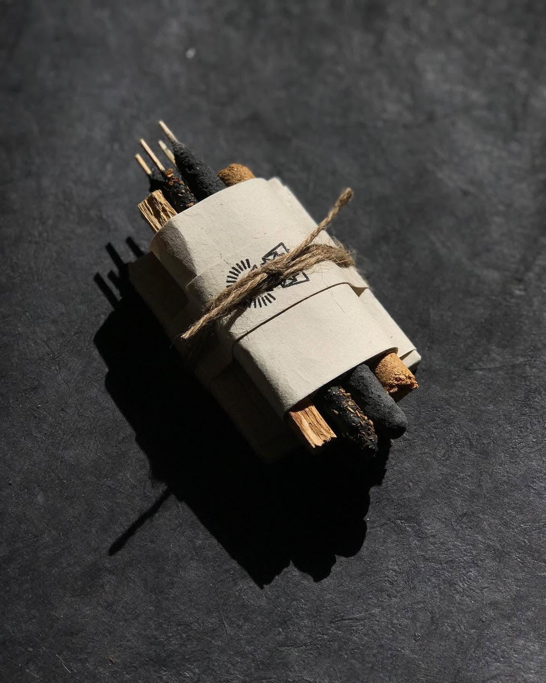 BATH AND MEDITATE PALO SANTO SET BY INCAUSA