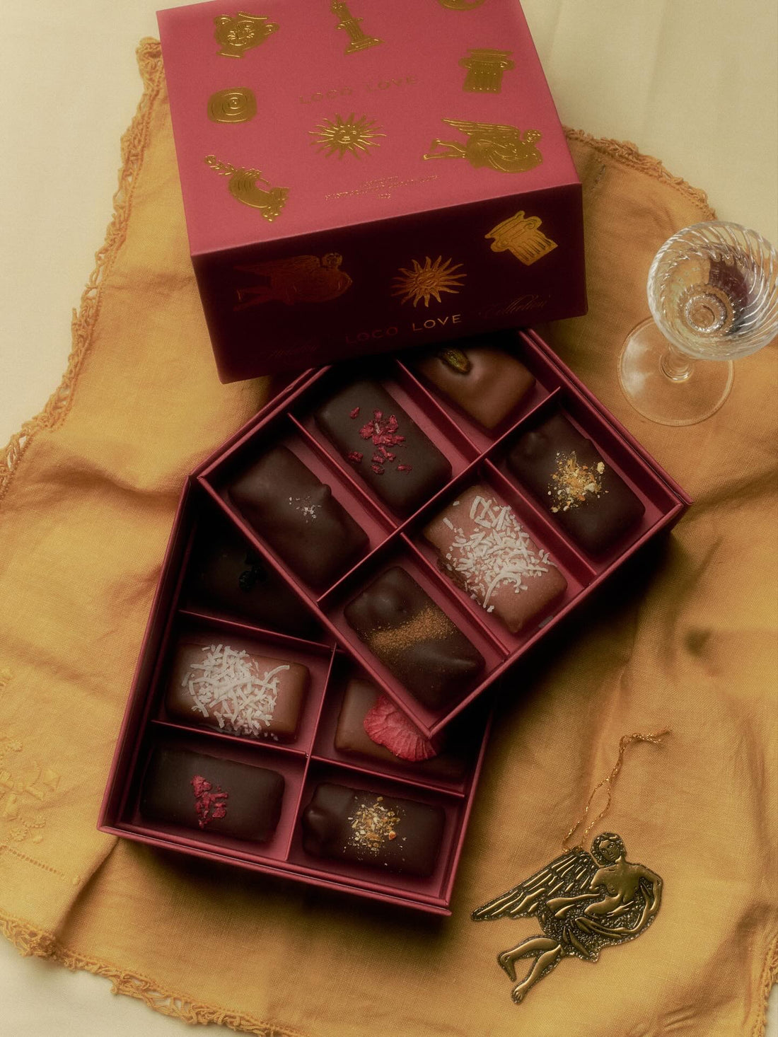 HOLIDAY COLLECTION BOX BY LOCO LOVE