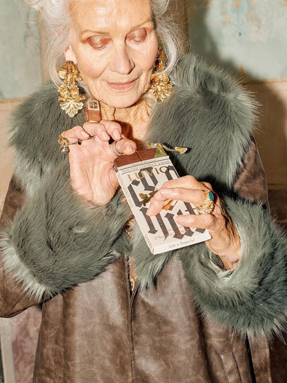 LUVIO PEPPERMINT AND CACAO CRISP BY LOCO LOVE