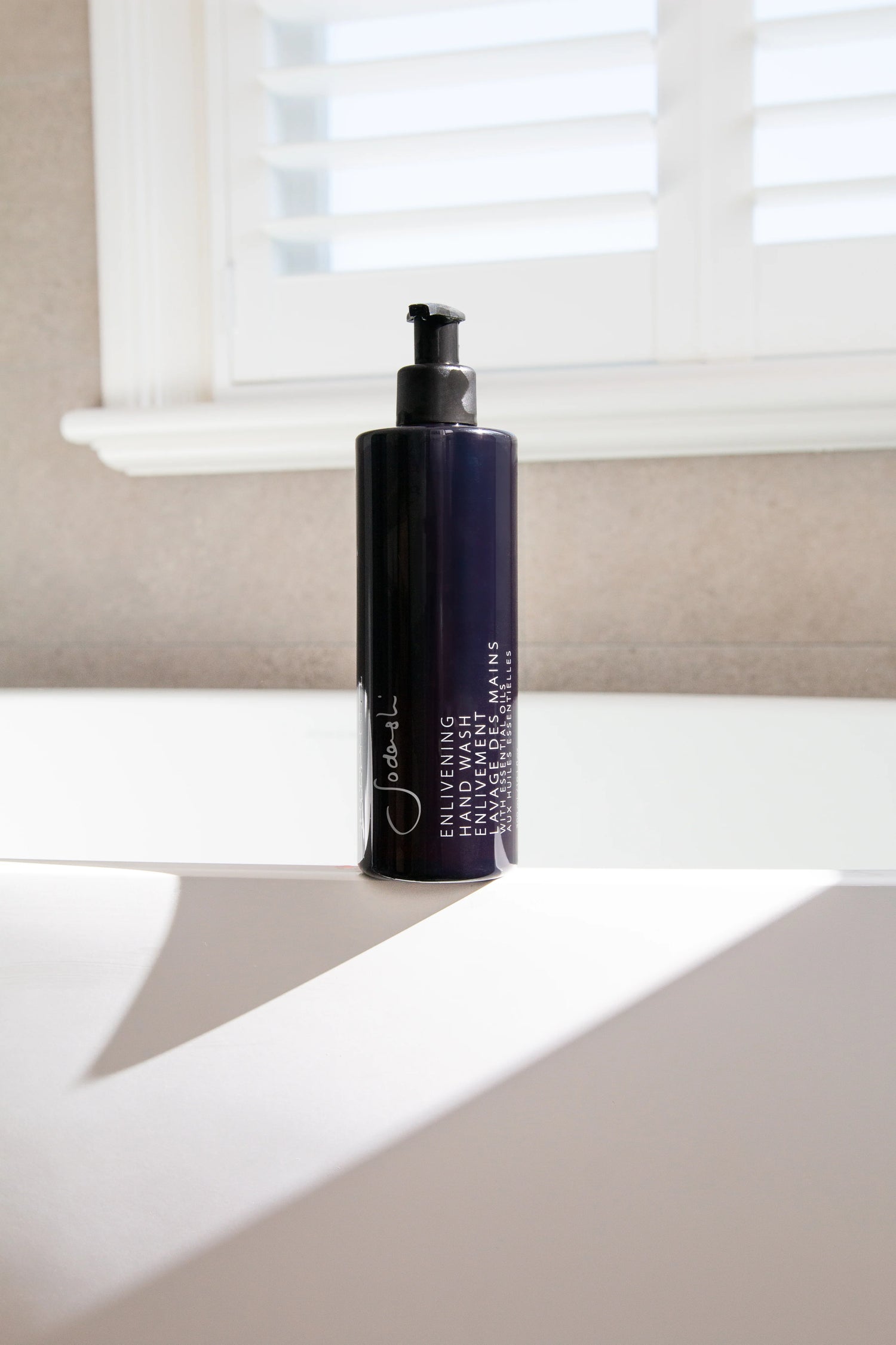 ENLIVENING HAND WASH BY SODASHI