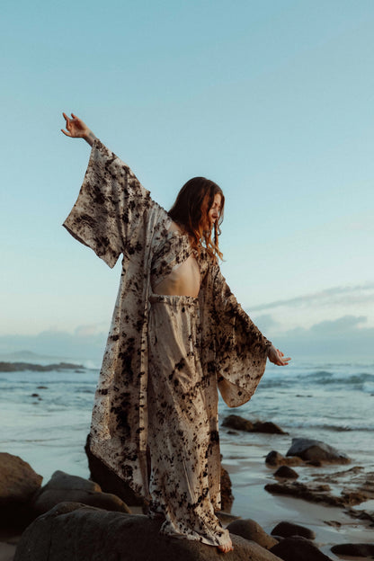 SITA SILK ROBE BY SOLTYS LABEL