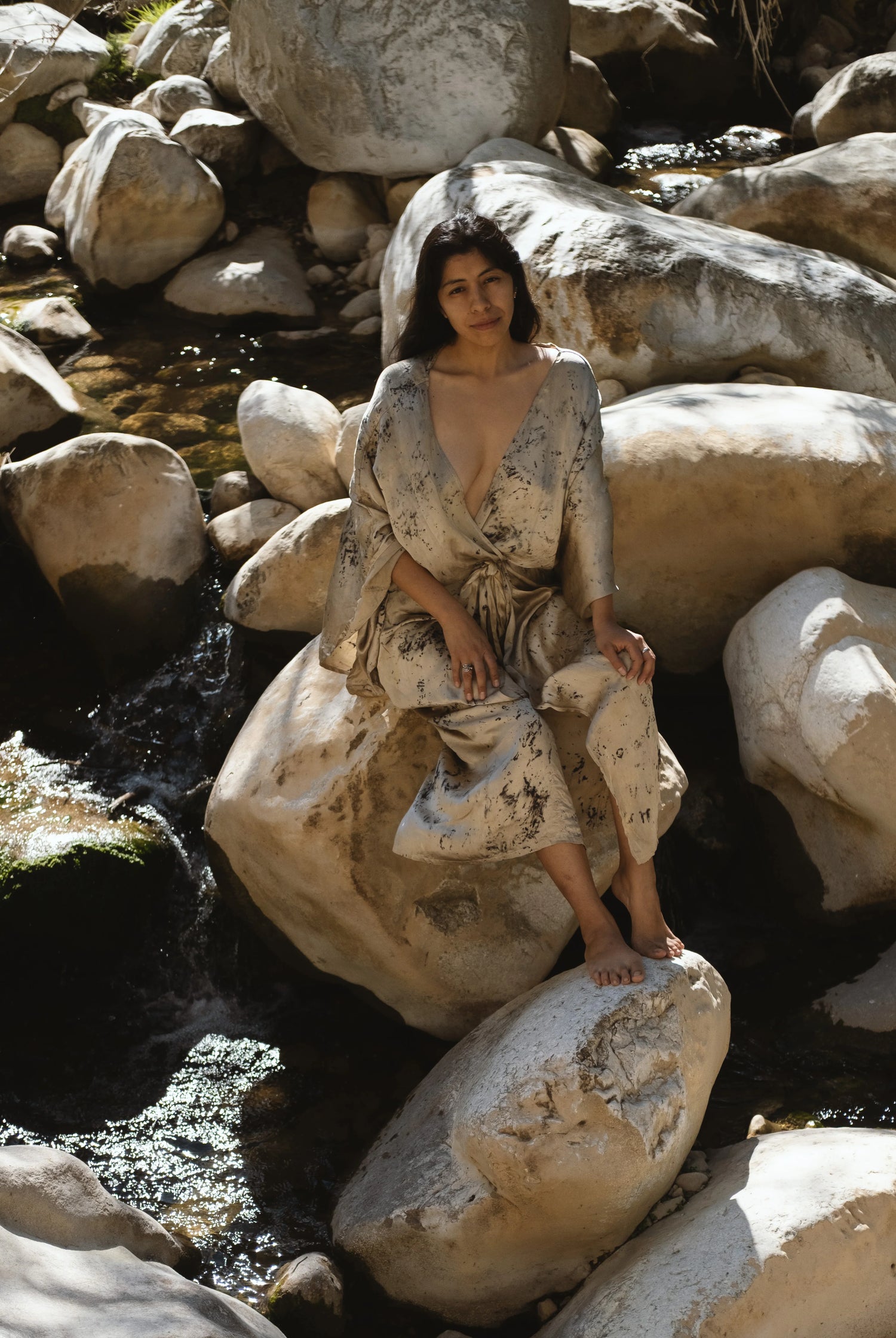 SITA SILK ROBE BY SOLTYS LABEL
